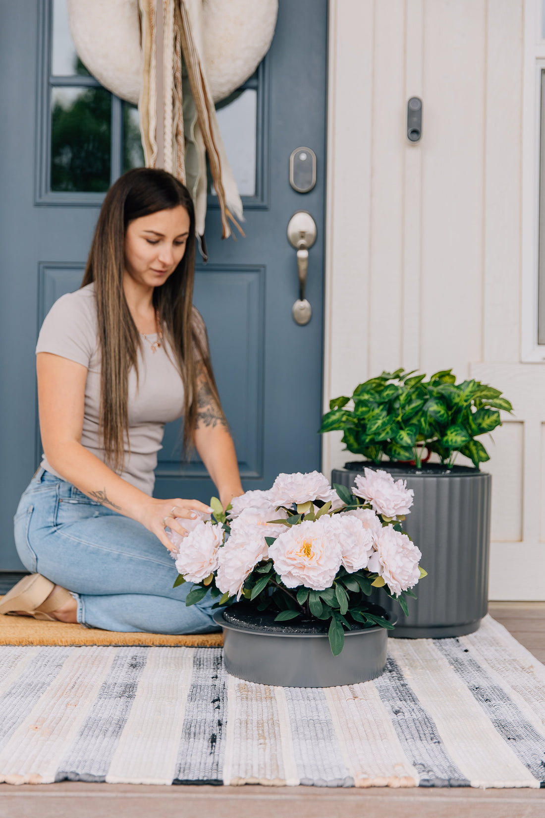 Transform Your Porch with the Greenery Lid — Style Meets Practical Convenience